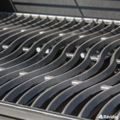 Pack Barbecue à Gaz Napoleon Freestyle F425SBPGT 4 Brûleurs Réchaud + Housse Et Plancha -Barbecue Passion Soldes Magasin barbecue gaz napoleon freestyle 425 03 1 1