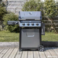 Pack Barbecue à Gaz Napoleon Freestyle F425SBPGT 4 Brûleurs Réchaud + Housse Et Plancha -Barbecue Passion Soldes Magasin barbecue gaz napoleon freestyle 425 08 1 1
