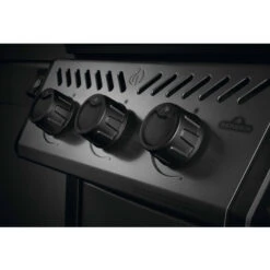 Pack Barbecue à Gaz Napoleon Freestyle F365PGT 3 Brûleurs + Housse Et Plancha -Barbecue Passion Soldes Magasin f365pgt fr napoleon barbecue freestyle 11 1