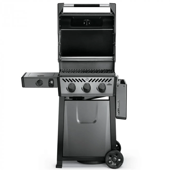 Pack Barbecue à Gaz Napoleon Freestyle F365SBPGT 3 Brûleurs Réchaud + Housse Et Plancha 8 Pack Barbecue à Gaz Napoleon Freestyle F365SBPGT 3 Brûleurs Réchaud + Housse Et Plancha – Image 6